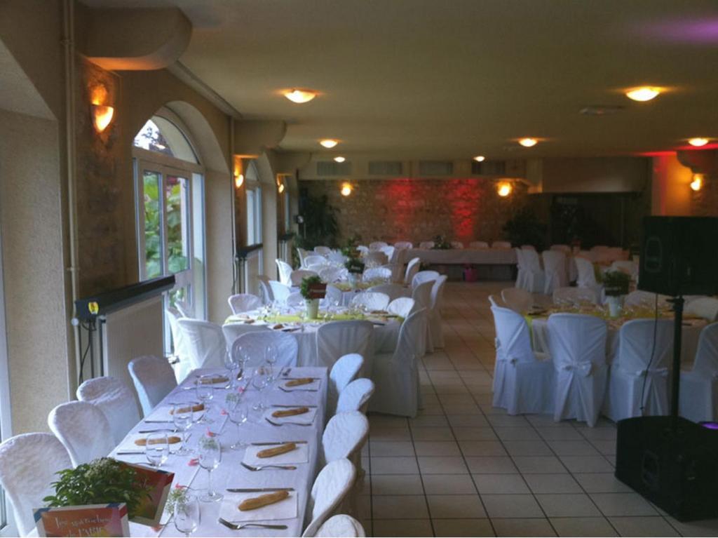 Hotel Restaurant Du Mee Le Mée-sur-Seine Exterior foto